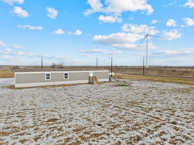 703 Sun Land Circle, Dawson, TX 76639