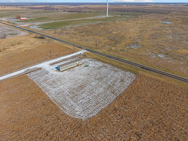 703 Sun Land Circle, Dawson, TX 76639