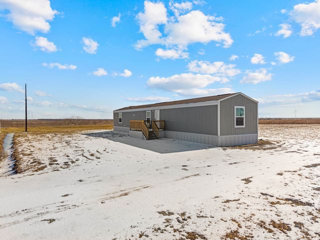 703 Sun Land Circle, Dawson, TX 76639