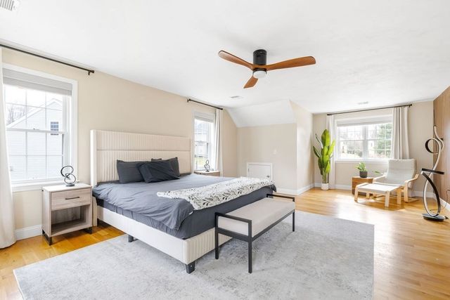 656 Shining Rock Dr, Northbridge, MA 01534