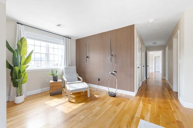 656 Shining Rock Dr, Northbridge, MA 01534