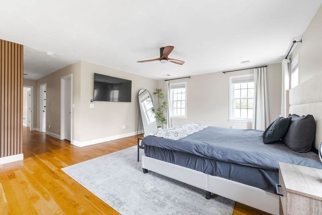 656 Shining Rock Dr, Northbridge, MA 01534