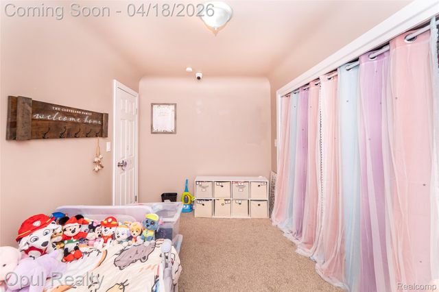 31493 Elmwood Street, Garden City, MI 48135