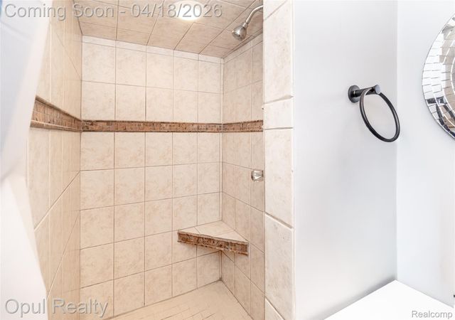 31493 Elmwood Street, Garden City, MI 48135