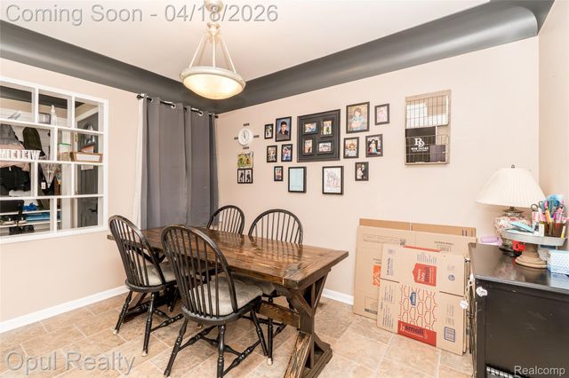 31493 Elmwood Street, Garden City, MI 48135