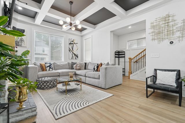 123 N Eureka Avenue, Columbus, OH 43204