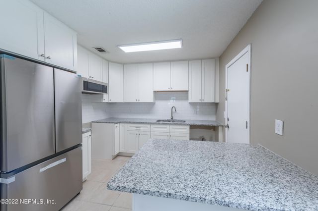 1174 CAPE CHARLES Avenue, Jacksonville, FL 32233