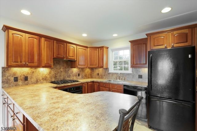 196 Division Ave, Belleville Twp., NJ 07109