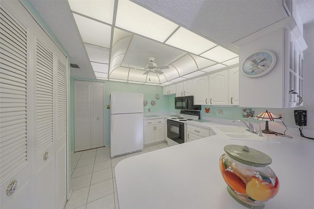 1655 S HIGHLAND AVENUE J295, Clearwater, FL 33756