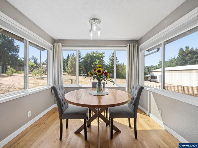 6995 Aumsville Hwy SE, Salem, OR 97317