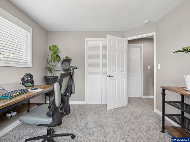 6995 Aumsville Hwy SE, Salem, OR 97317