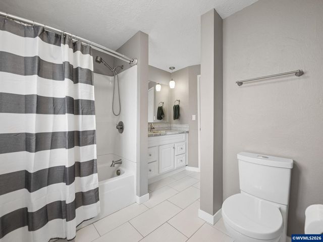 6995 Aumsville Hwy SE, Salem, OR 97317