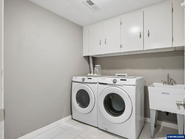 6995 Aumsville Hwy SE, Salem, OR 97317