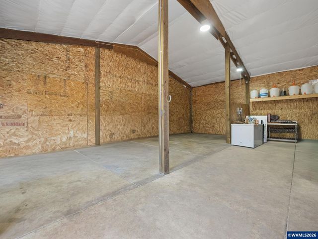 6995 Aumsville Hwy SE, Salem, OR 97317