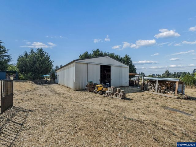 6995 Aumsville Hwy SE, Salem, OR 97317