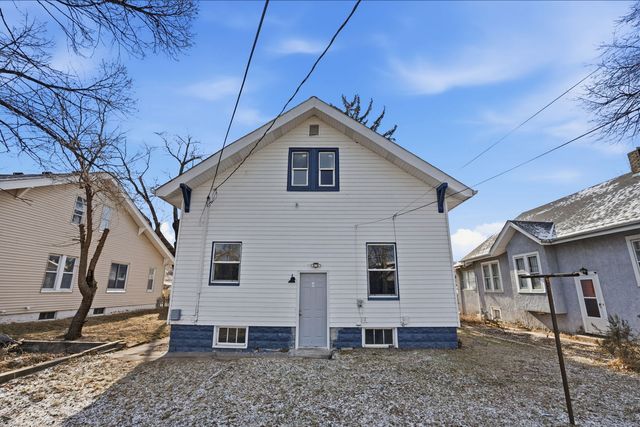 1117 19th Avenue, Rock Island, IL 61201