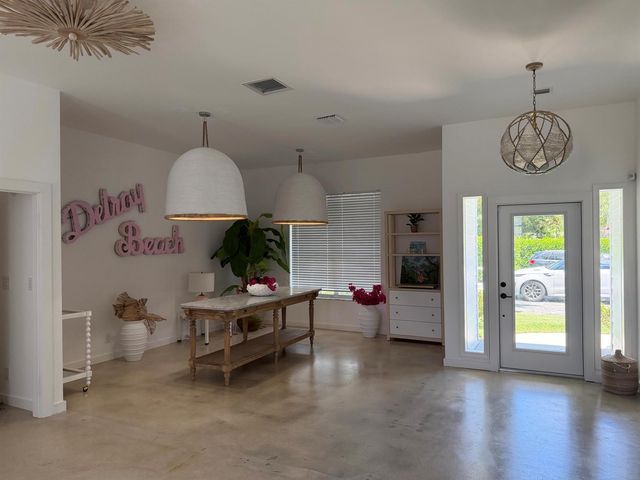 200 SE 7th Avenue, Delray Beach, FL 33483