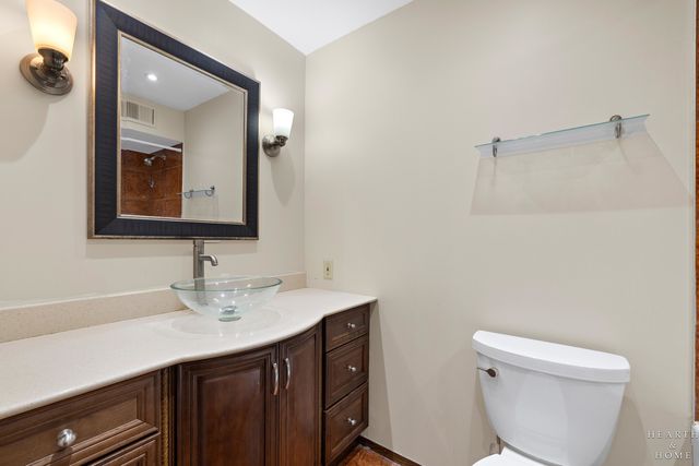 506 Old Hunt Road, Fox River Grove, IL 60021