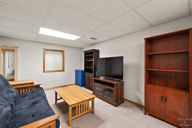 506 Old Hunt Road, Fox River Grove, IL 60021