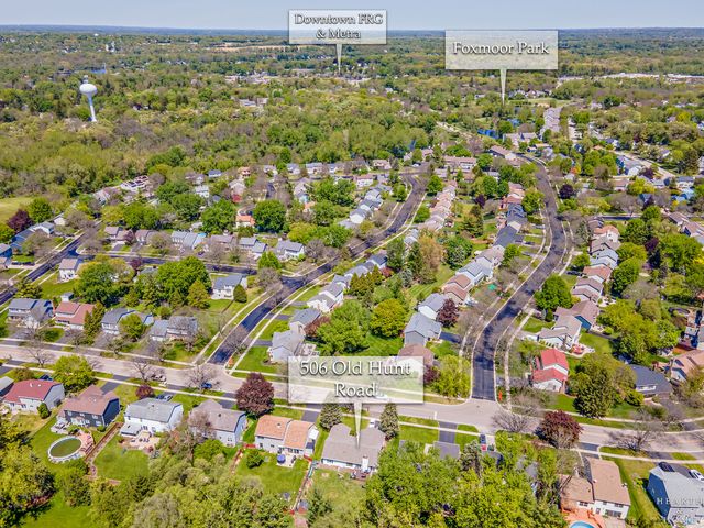 506 Old Hunt Road, Fox River Grove, IL 60021