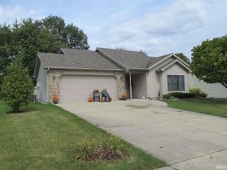 256 Claiborne Drive, Columbia City, IN 46725