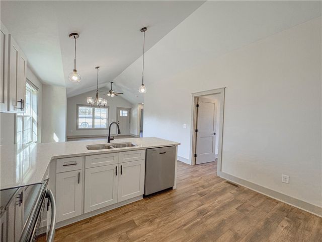 600 S Stribling Street, Seneca, SC 29678