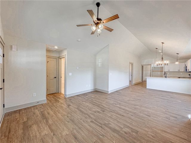 600 S Stribling Street, Seneca, SC 29678