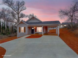 600 S Stribling Street, Seneca, SC 29678