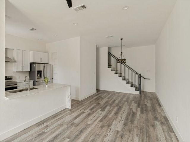 9495 Timberleaf Drive, Dallas, TX 75243