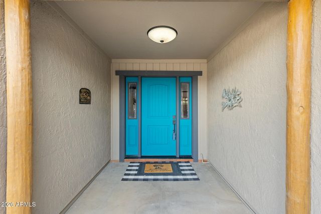 1011 E MADDOCK Road, Phoenix, AZ 85086