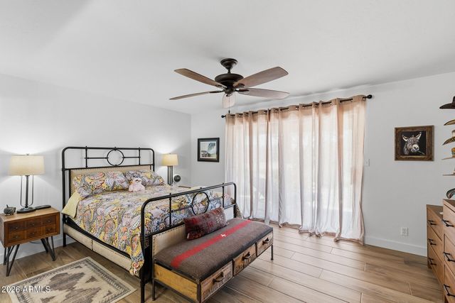 1011 E MADDOCK Road, Phoenix, AZ 85086