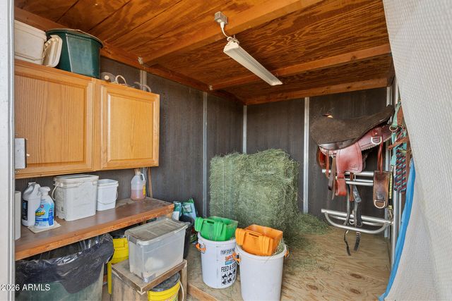 1011 E MADDOCK Road, Phoenix, AZ 85086