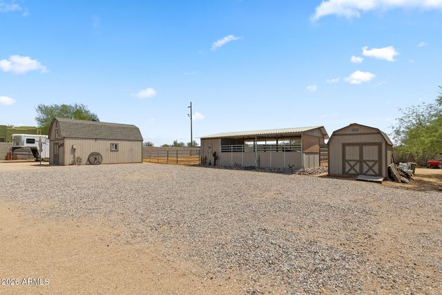 1011 E MADDOCK Road, Phoenix, AZ 85086