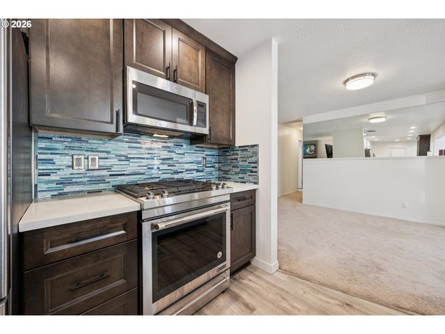 13165 Sw BRIGHTWOOD St, Beaverton, OR 97005