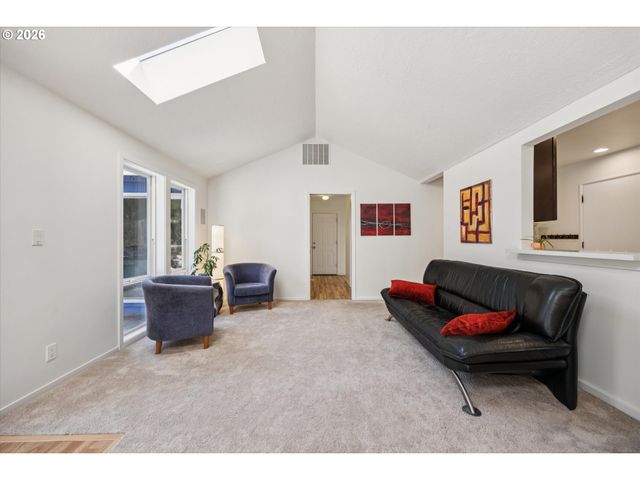 13165 Sw BRIGHTWOOD St, Beaverton, OR 97005