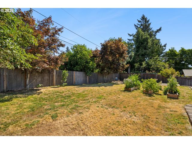 13165 Sw BRIGHTWOOD St, Beaverton, OR 97005