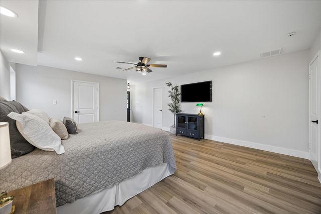1827 Millwood Drive, Houston, TX 77008