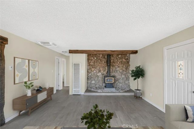 47242 92nd Street West, Lancaster, CA 93536