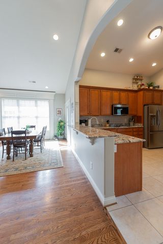 121 Avalon Path, Georgetown, KY 40324