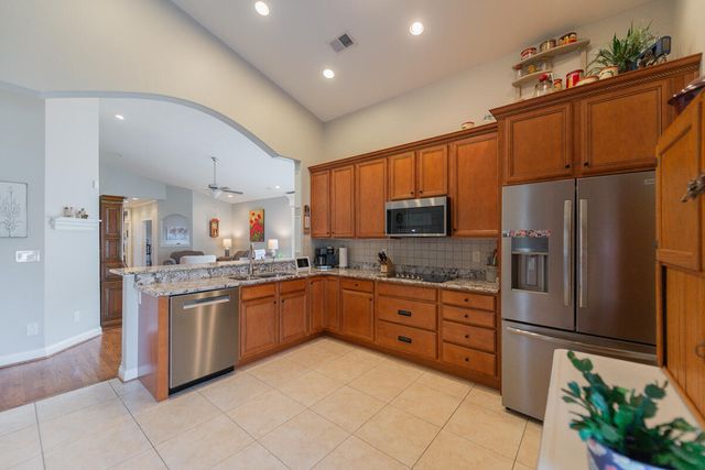 121 Avalon Path, Georgetown, KY 40324