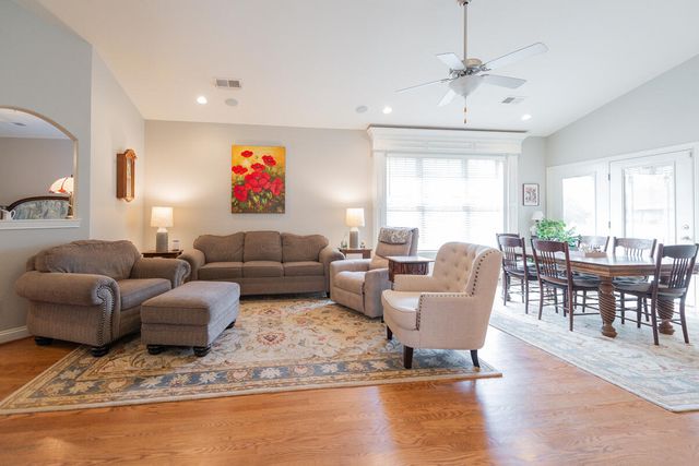 121 Avalon Path, Georgetown, KY 40324