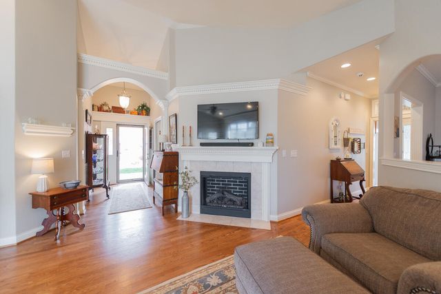 121 Avalon Path, Georgetown, KY 40324