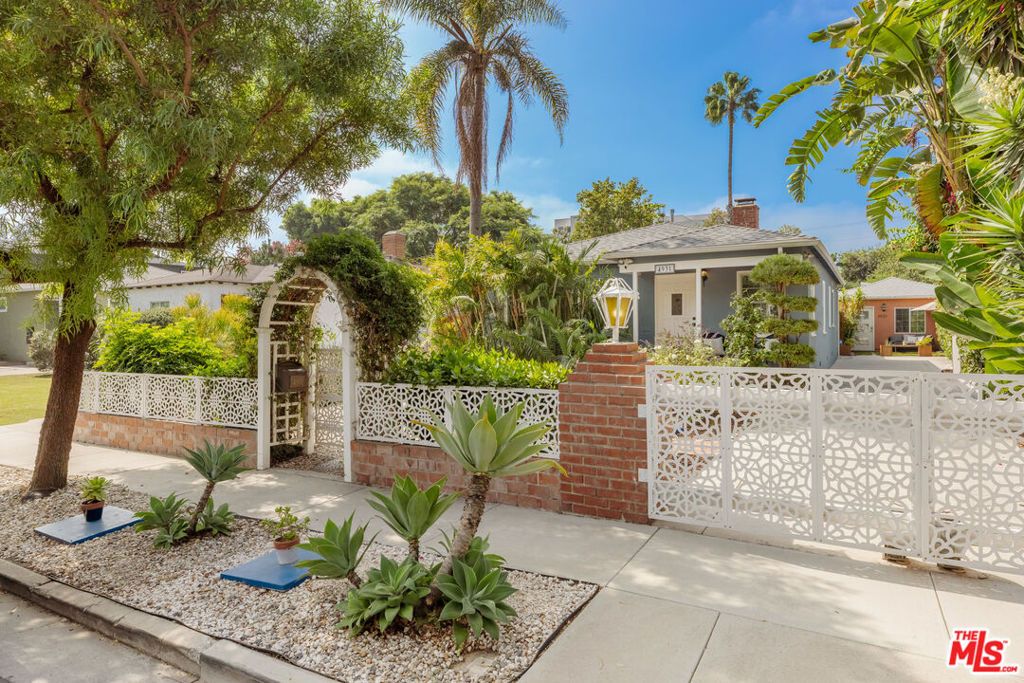 4931 Coolidge Avenue, Los Angeles, CA 90230 — photo 2