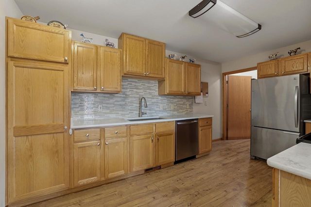 260 WHITE OAK AVENUE, Plover, WI 54467