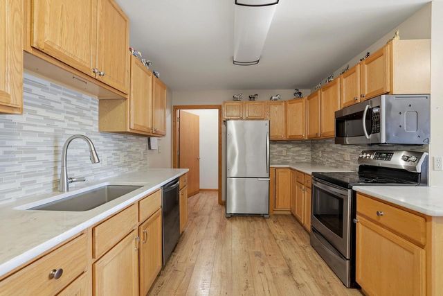 260 WHITE OAK AVENUE, Plover, WI 54467