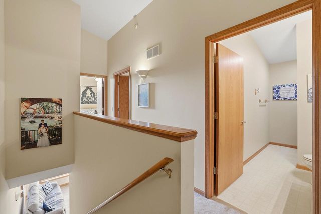 260 WHITE OAK AVENUE, Plover, WI 54467