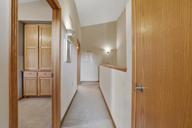 260 WHITE OAK AVENUE, Plover, WI 54467