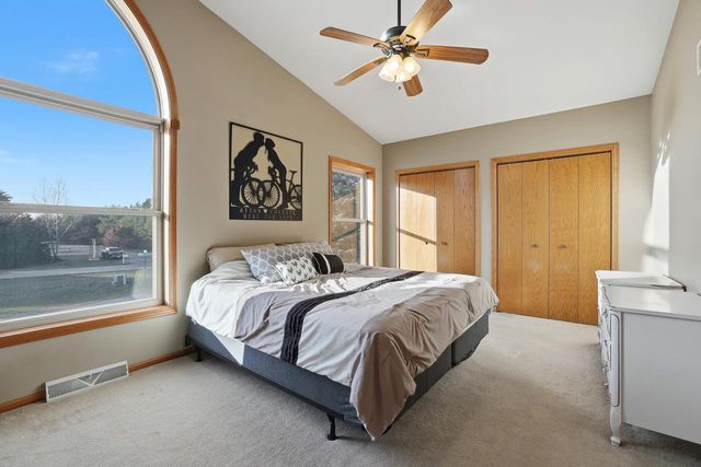 260 WHITE OAK AVENUE, Plover, WI 54467