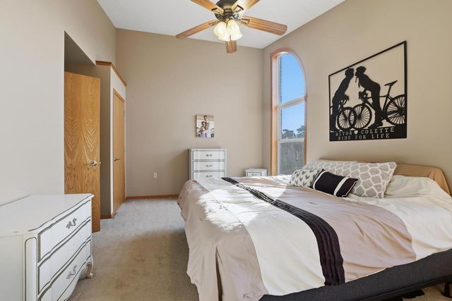 260 WHITE OAK AVENUE, Plover, WI 54467