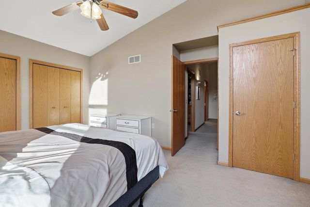 260 WHITE OAK AVENUE, Plover, WI 54467